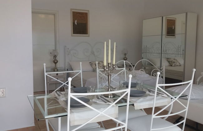 Estate Dafnopanagia Luxury Apartment - Photo 23