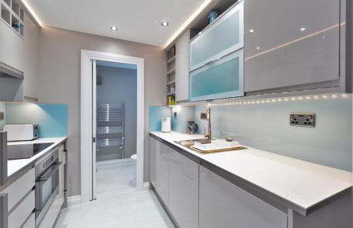 Contemporary Boutique 4 Sleeper Eton High Street - Pass the Keys - Foto 11