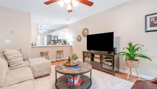 Seasonal Pool Access and Patio Auburn Getaway! - Foto 5