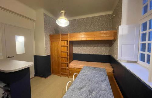 Appart COQUET Intra-Muros façade historique rez de chaussée terrasse - Foto 11