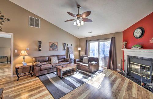 Family Home with Yard about 15 Mi to Downtown! - Foto 4