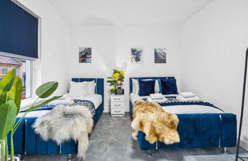 Deja Two Luxe 4BR House By AltoLuxo Short Lets & Serviced Accommodation With Free WiFi & Parking - Foto 21