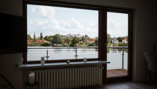 Panorama-Seeblick, Privater Steg, Balkon, Parkplatz - Foto 5