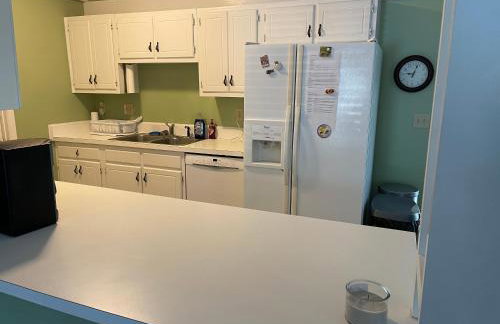 Wayne's Place-Hot tub, pet friendly. Close to HPU - Foto 7