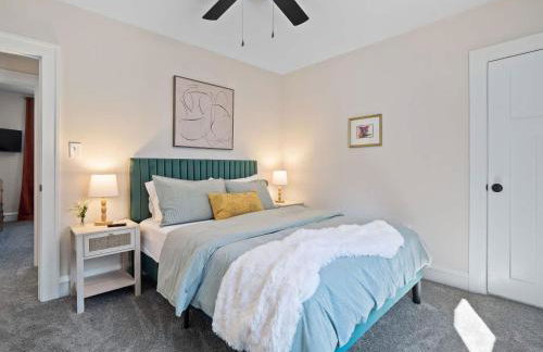 Spacious 4BR in Kamms Corners Cleveland - Game Room - Sleeps 9 - Foto 30