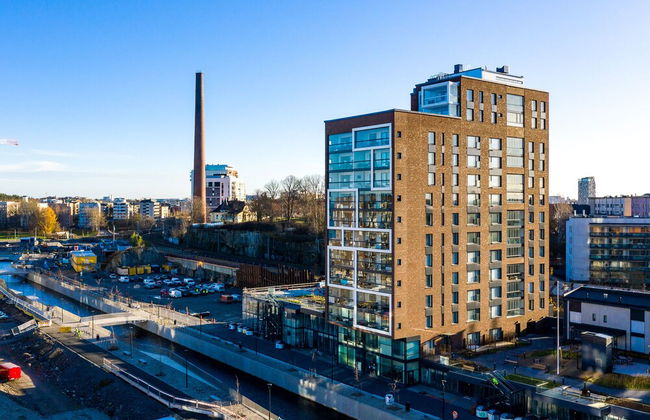 New 1BR Apt with Sauna, Balcony and 11th Floor Views - Foto 17