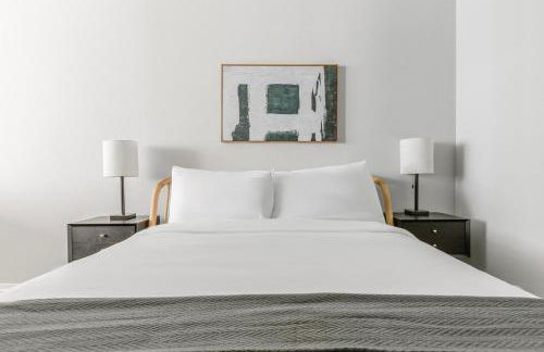 Blueground Streeterville pool gym nr Pier CHI-1168 - Foto 12