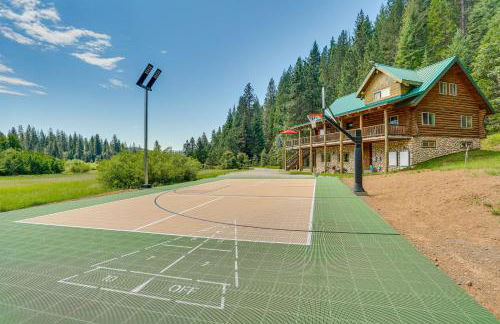 13 Mi to Mt Shasta Log Home on 60 Acres! - Foto 3