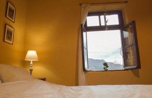 Lithia s Stonehouse. Το πέτρινο στη Λιθιά - Καστοριά - Foto 49