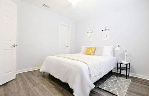 Dwell Proper 2 Bedroom Condo - Foto 29