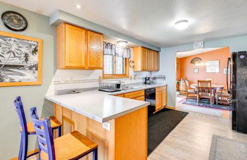 Furnished Deck with Forested Views Manawa Home! - Foto 10