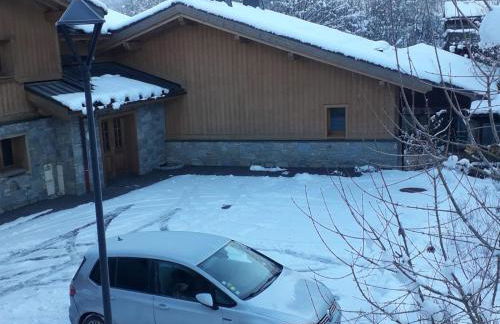 Appartement style chalet, proche remontées avec garage - Foto 37