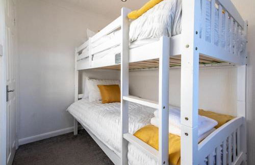 Cosy Countryside Hot Tub Retreat! Fully Central Heated with FREE Parking - Foto 9