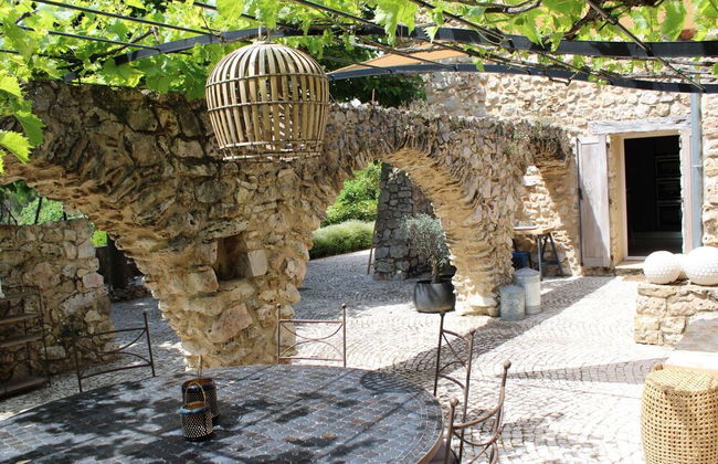 Holiday Home in Bagnols-en-foret With Pool - Photo 40