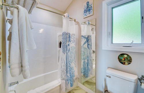 Bremerton Studio with Bay View Beach Access! - Foto 16