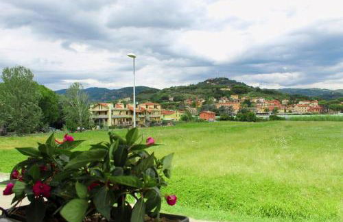 Tuscan Welcome - Elegant Apartment with Balcony - Foto 17