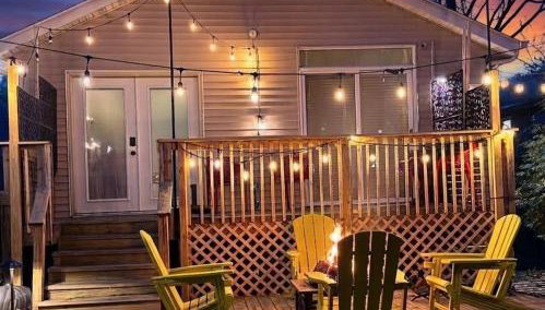 HeartOfRockfrd/NEXPlayground/IndoorHotTub/GameRoom - Foto 5