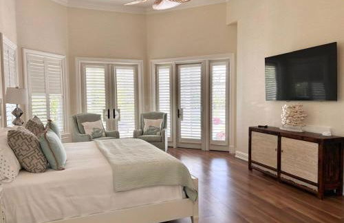 Naples Beach Port Royal Luxury Coastal Mansion Villa with Guesthouse & Pool & Hot Tub - Foto 52