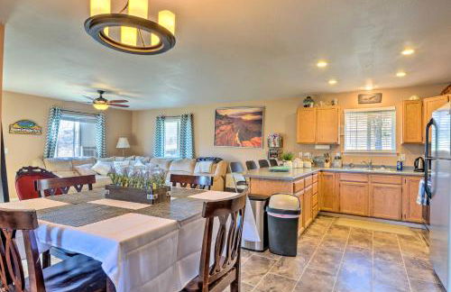 Cottage with Fire Pit and Deck on The Klamath River! - Foto 7