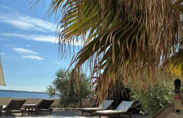 Villa Rocky Beach - Photo 17