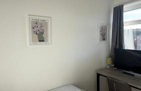 Spacious 3 Bed Apartment In Central Horsham - Photo 5