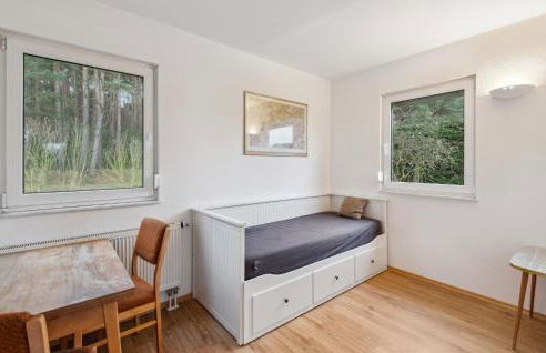 Nice Home In Schenkendöbern With Wifi - Photo 18