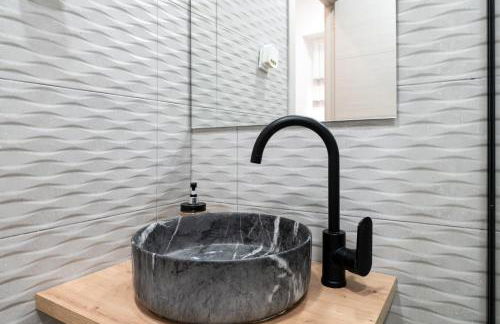 Apartamento Rosales Suites Lujo en el Centro - Photo 18