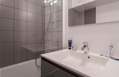 Studio rénové proche centre, balcon, 5 couchages, WIFI inclus - FR-1-346-378 - Foto 9