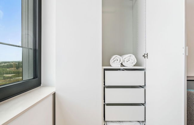 Stylish Luxurious Apt w Pool & Gym ID214 - Foto 2