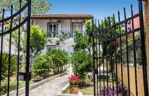 Irini Apartments and Studios - Foto 1