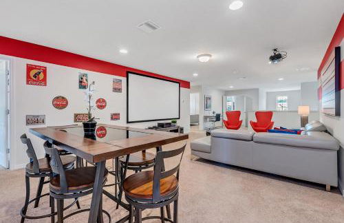 Villa W/ Pool, Movie Theater & Game Roomsleeps 20 - Photo 56