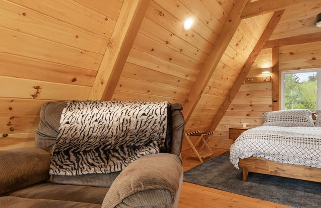 Birch Haven Tree House Directly ON Trail - Photo 44