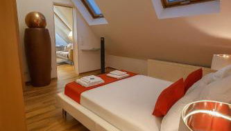 Zentrale Maisonette mit Büro & Parkplatz - Foto 5