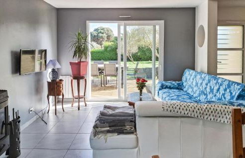 3 Bedroom Lovely Home In Saint-Pabu - Foto 10