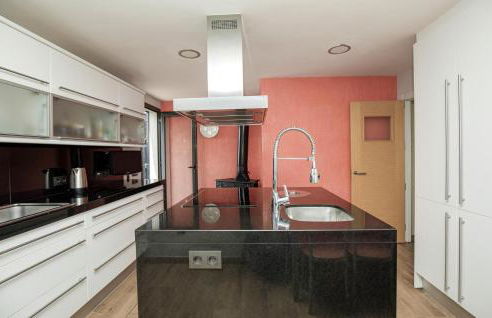 Pet Friendly Home In Santa Susanna - Foto 25