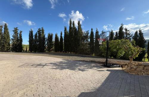 Spacious Villa with Exceptional Views in Malaga - Foto 15