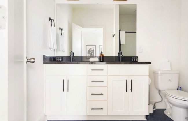 Hart Suite 10 by Avantstay Gorgeous Town House w/ Modern Amenities in Nashville! - Foto 16