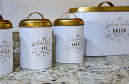 Spacious 6BR Villa with King Beds, Pool & Spa - Foto 12