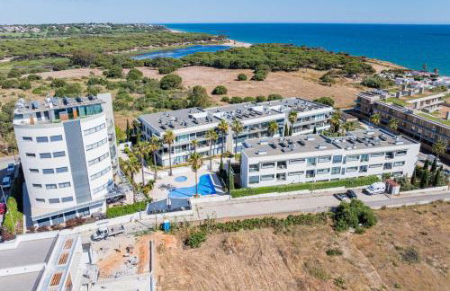 Cavalo Preto Luxury Beach Apartment by Golden Zenith - Foto 18