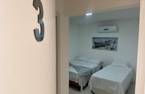De frente para o mar com a comodidade de acesso as 5 suites climatizadas todas no Terreo - Foto 21