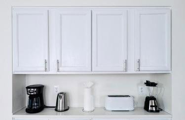 Entire Family-friendly 4 BR Cozy Unit , Metro walk - Foto 2