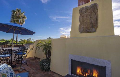 Luxurious Mykonos in Santa Barbara with Outdoor Deck Short Bike Ride to Beach - Foto 34