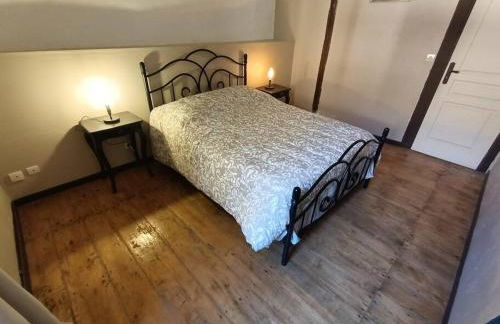 Maison de caractère au cœur de la cité médiévale de Gourdon - Photo 10