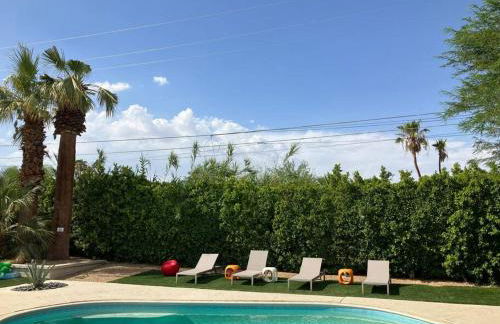 Mid-Century Krisel House with Salt Water Pool and Firepit - Foto 23