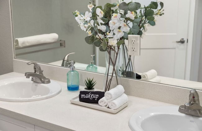 Chic Apt w Jacuzzi Pool BBQ Mountain Views - Foto 63