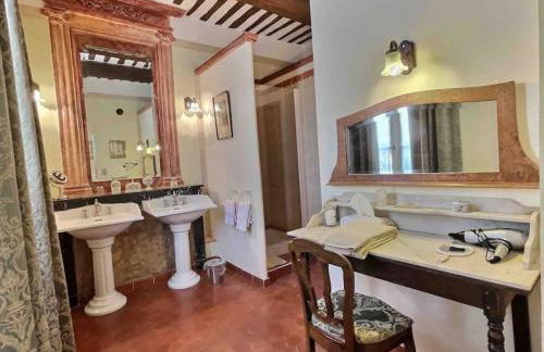 Chez Lydia - Osez la vie de chateau ! Pont du Gard, Uzès - Foto 6