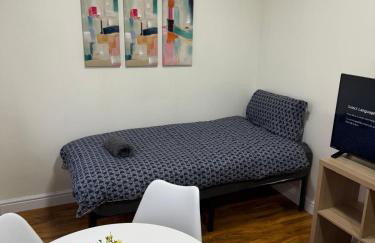 Modern 2 bedrooms apartment central - Photo 6