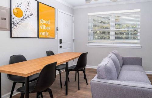 Sojourn Beach Side Paradise Cove Suite - Photo 13