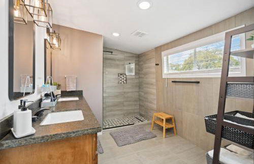 The Gated Modern Home Near NRG and Medical Center - Foto 14