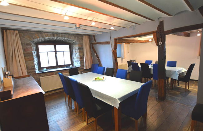 Rustic Farmhouse With Pool - Photo 38